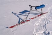 The first pure floating rear ski